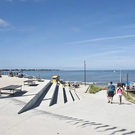 En Bois A 600 M De La Vakantiehuis