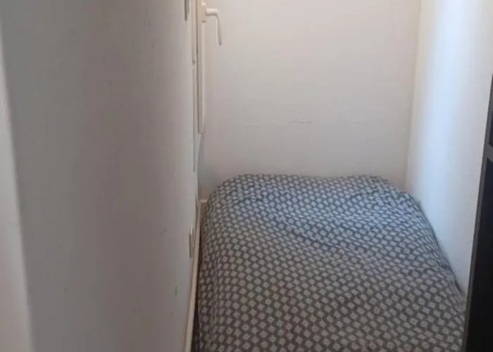 En Bois A 600 M De La Saint-Michel-Chef-Chef