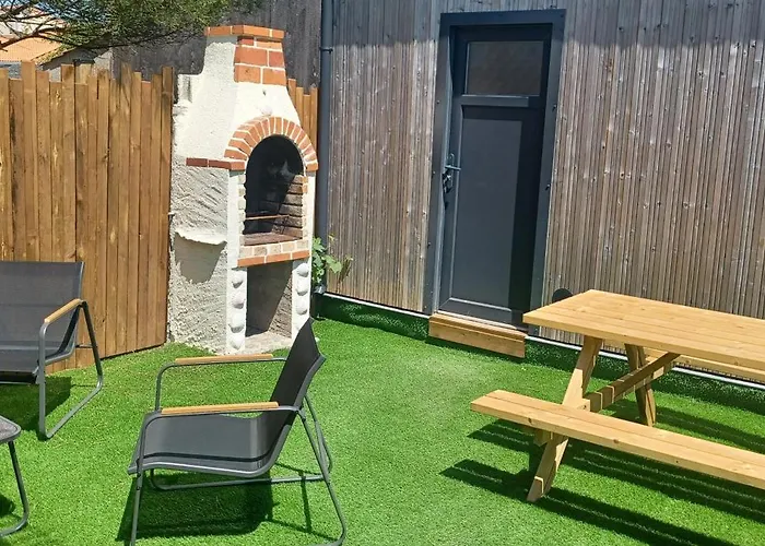 En Bois A 600 M De La Saint-Michel-Chef-Chef