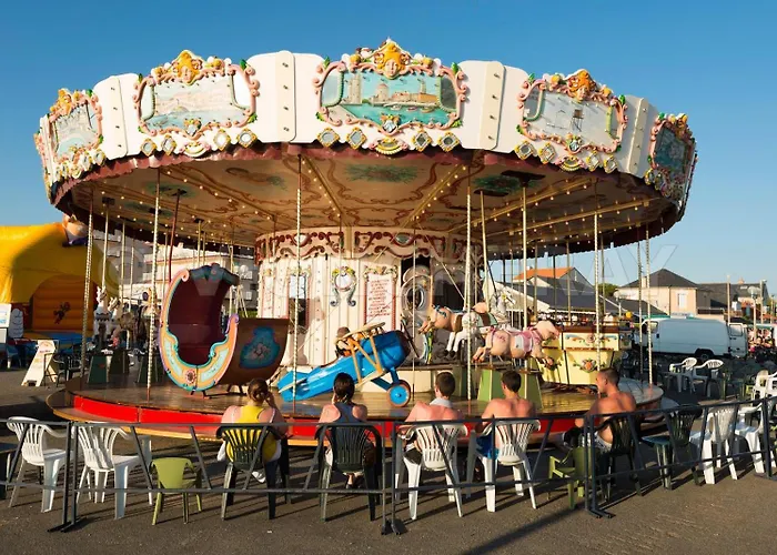 Nyaraló En Bois A 600 M De La *